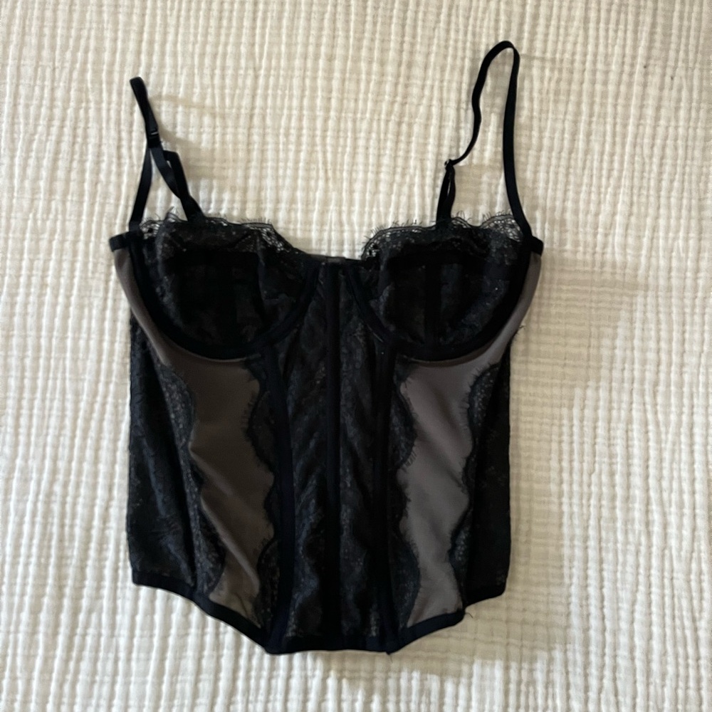 URABAN OUTFITTERS modern love corset